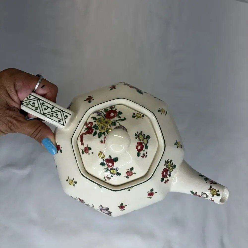 Royal Doulton England Ceramic Teapot With Lid # 23, D-3548 RN 597,783, antique